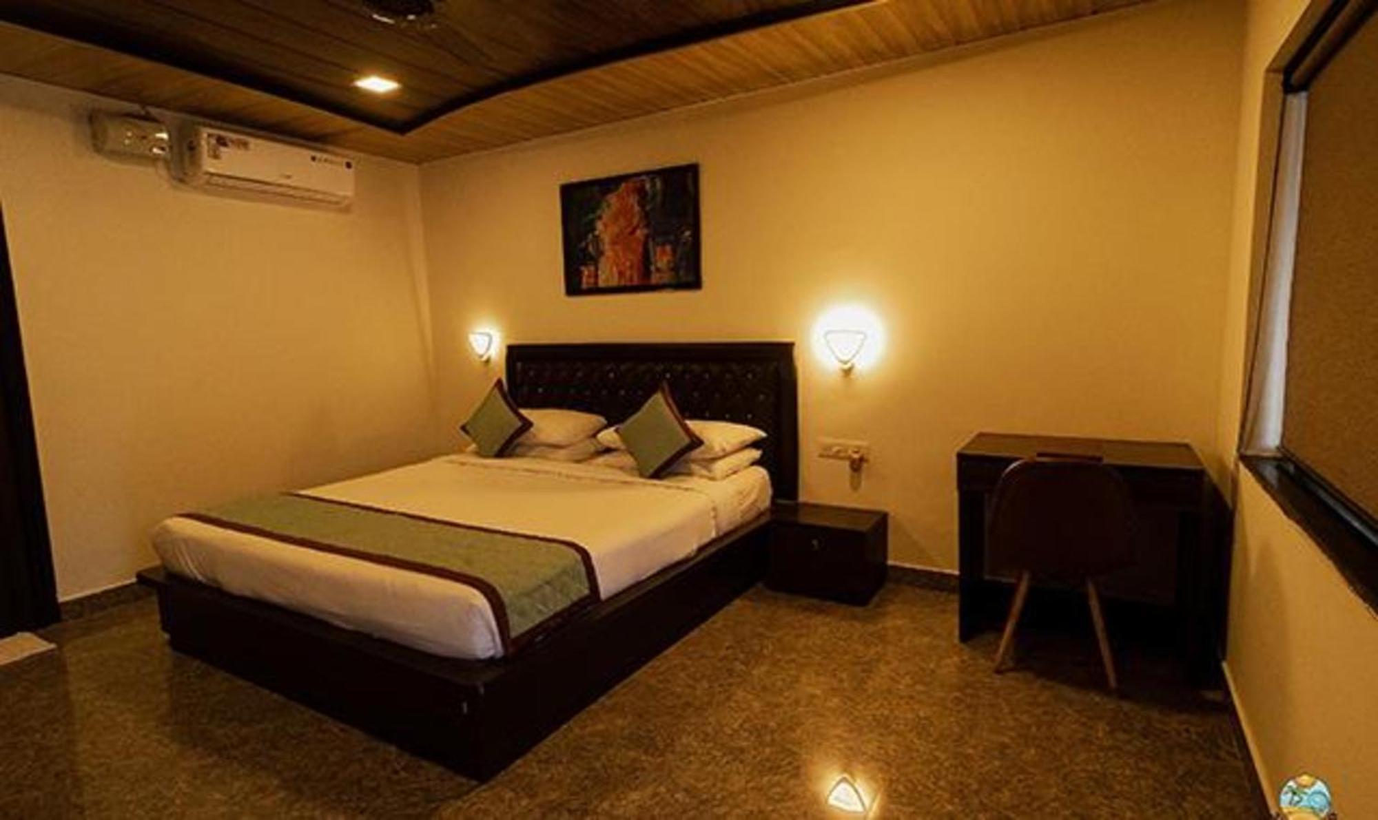 Fabhotel La Gracia Resort Морджим Экстерьер фото